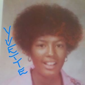 Meet your Posher, Yvette